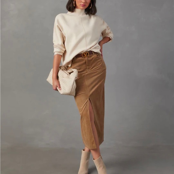 VICI Ivory Turtleneck Pullover Sweater - Picture 2 of 4